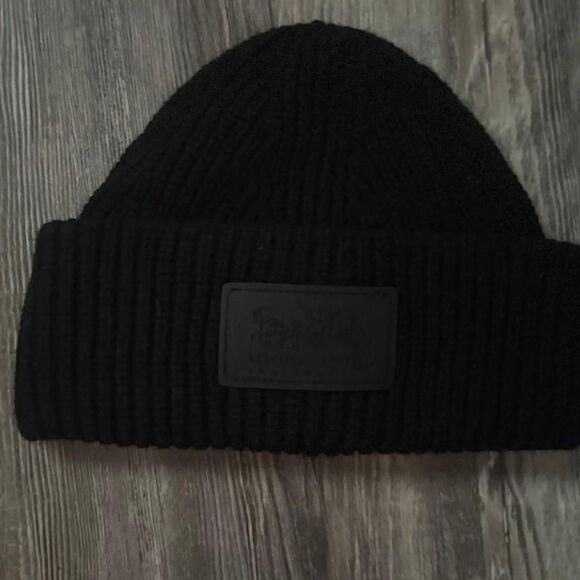 Coach Women's Black Hat - Picture 1 of 4